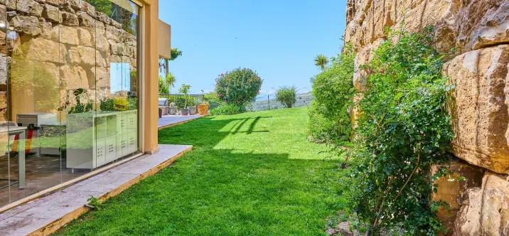 Продажа апартаментов на первом этаже в Benahavís 1