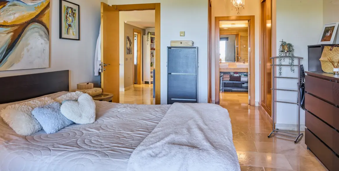 Продажа апартаментов на первом этаже в Benahavís 19