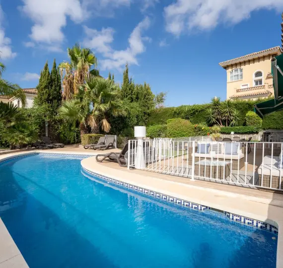 Venta de villa independiente en Coín