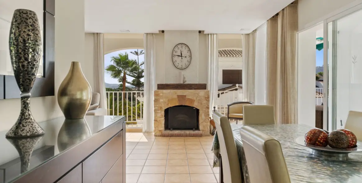 Sale of detached villa in Coín 5