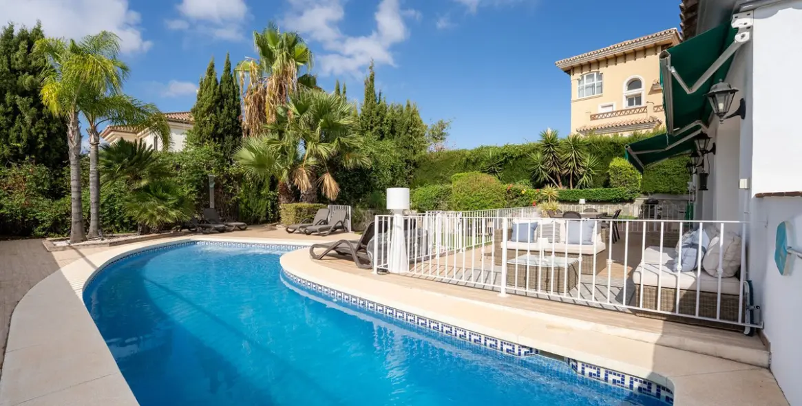 Продажа  отдельно стоящей виллы в Coín 4