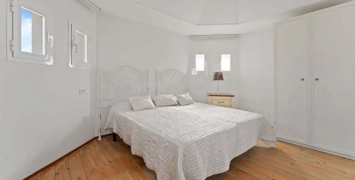 Продажа  отдельно стоящей виллы в Coín 16