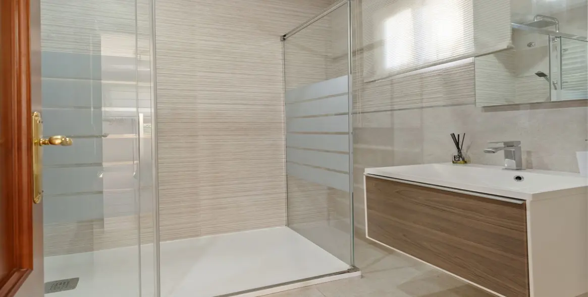 Продажа  отдельно стоящей виллы в Coín 28