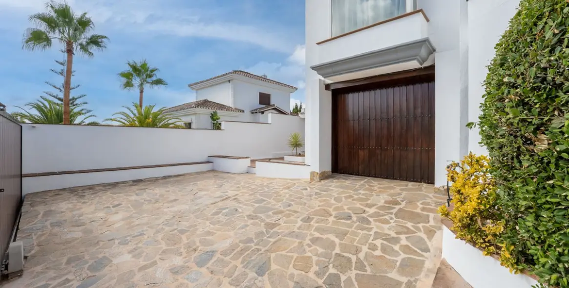 Продажа  отдельно стоящей виллы в Coín 30