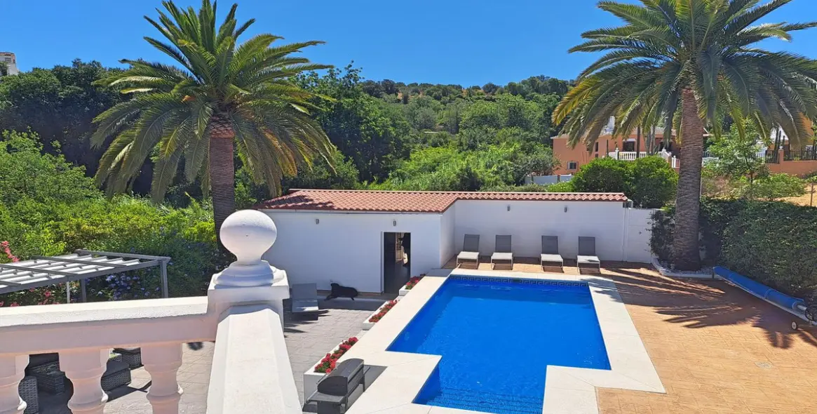 Продажа  отдельно стоящей виллы в Coín 29