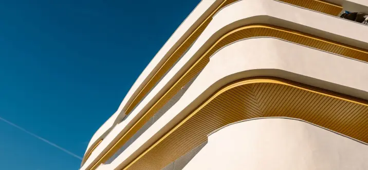 Venta de ático dúplex en Estepona 0