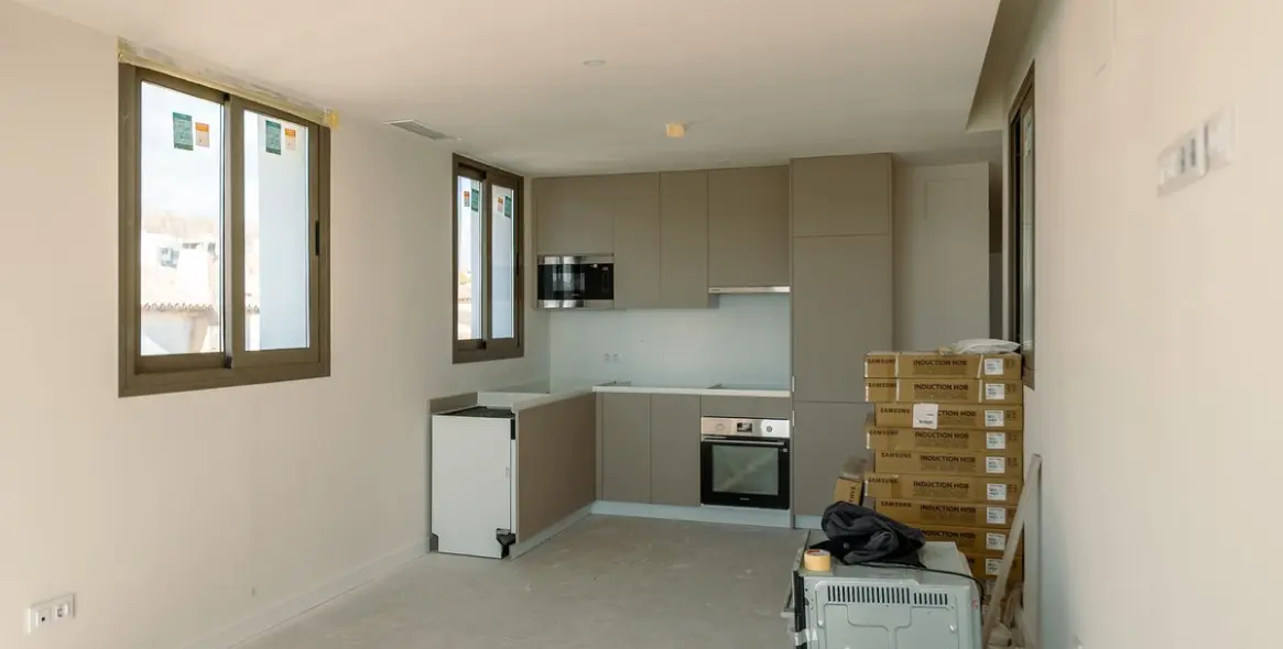 Продажа двухуровневого пентхауса в Estepona 7