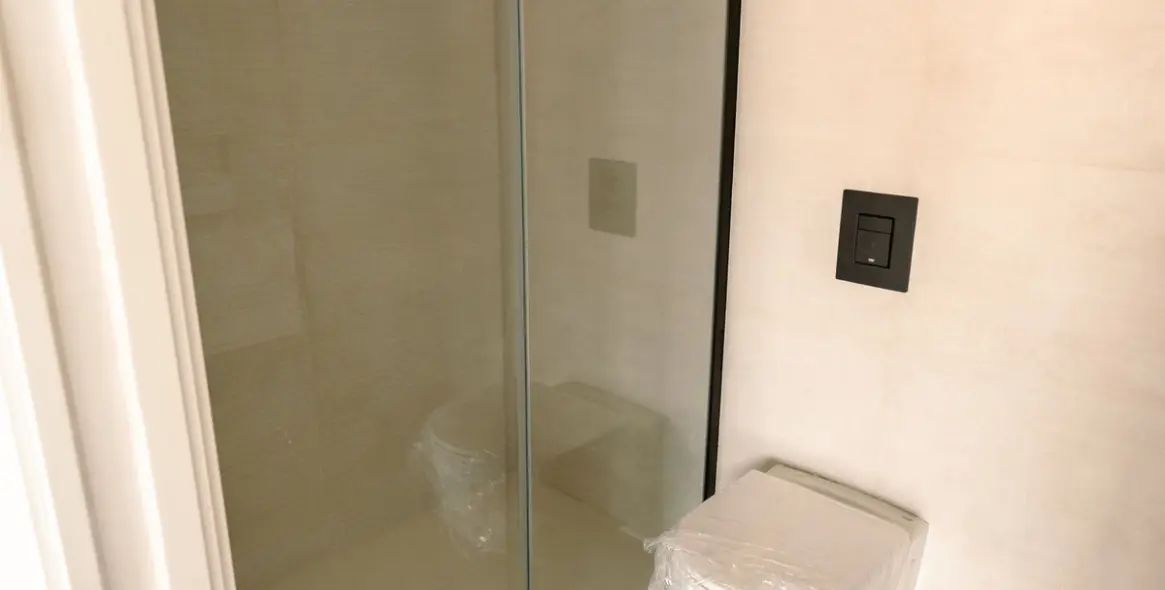 Продажа двухуровневого пентхауса в Estepona 14