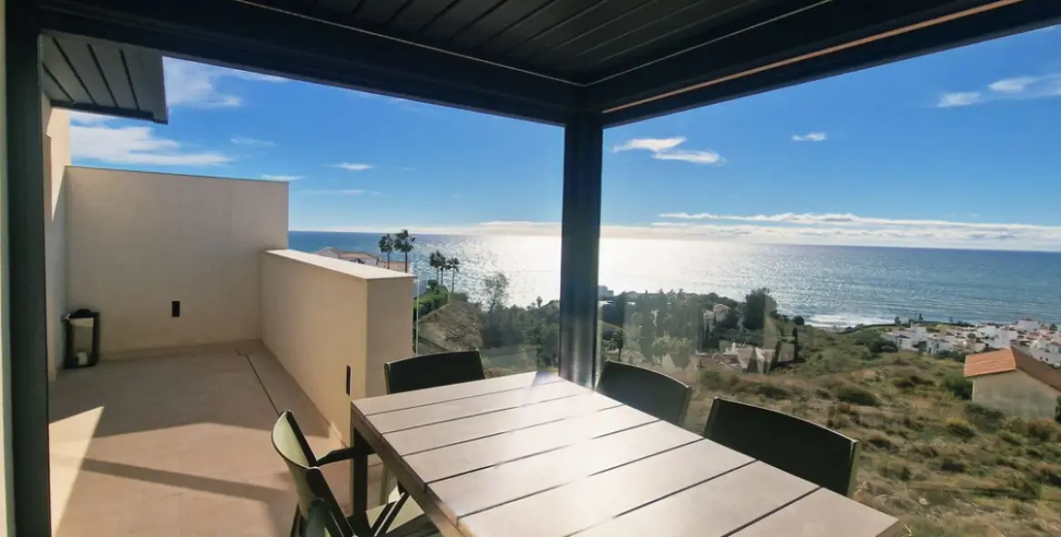 Sale of townhouse in Torrox Costa 4