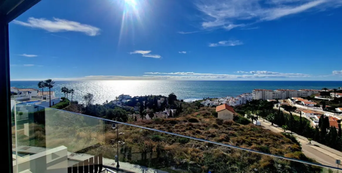 Sale of townhouse in Torrox Costa 13