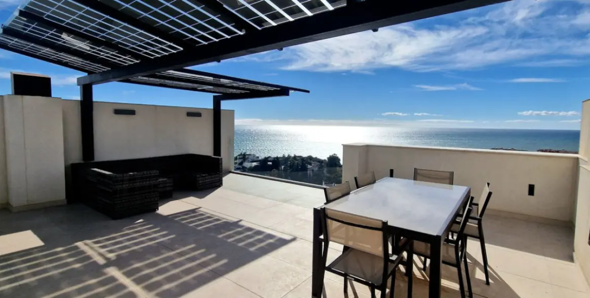 Sale of townhouse in Torrox Costa 17