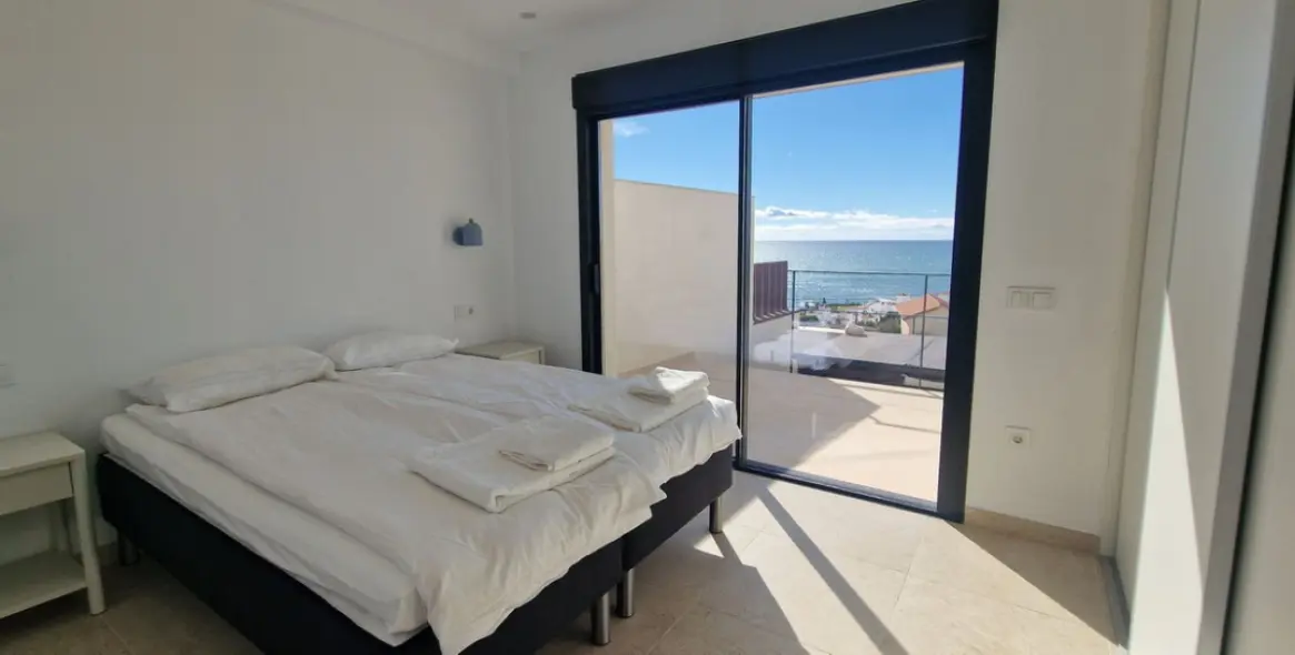Sale of townhouse in Torrox Costa 23