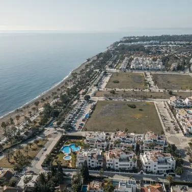 Продажа апартаментов на среднем этаже в San Pedro de Alcántara