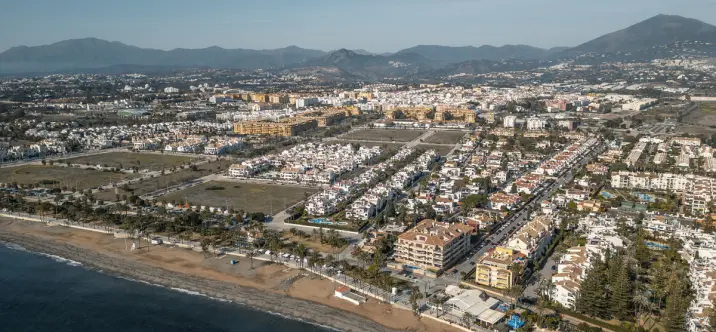 Продажа апартаментов на среднем этаже в San Pedro de Alcántara 3