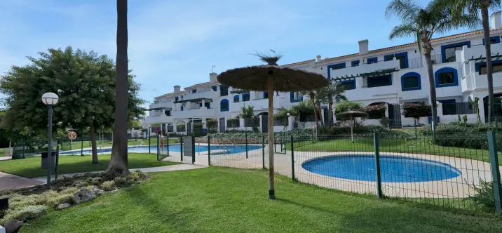 Продажа апартаментов на среднем этаже в San Pedro de Alcántara 4