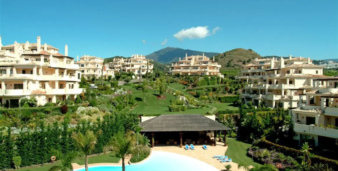 Long-term rent of ground floor apartment in Benahavís 1