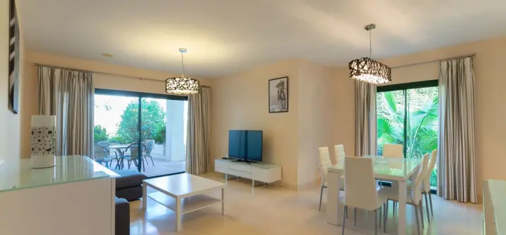 Долгосрочная аренда апартаментов на первом этаже в Benahavís 3