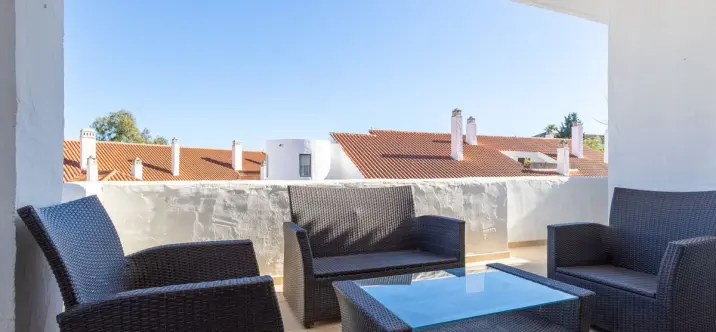 Venta de apartamento en planta media en Nueva Andalucía 1