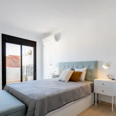 Venta de apartamento en planta media en Nueva Andalucía
