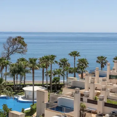 Venta de ático dúplex en New Golden Mile