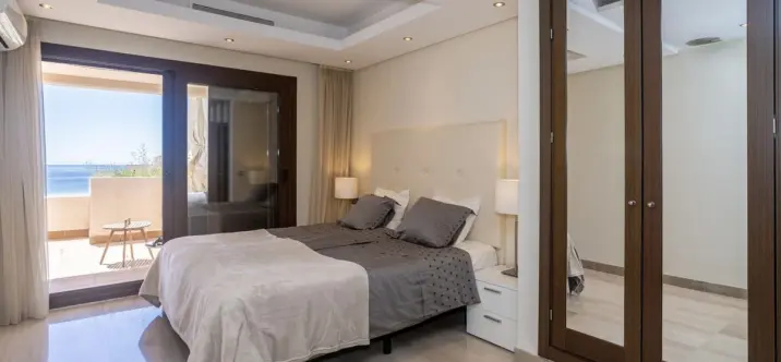 Venta de ático dúplex en New Golden Mile 4