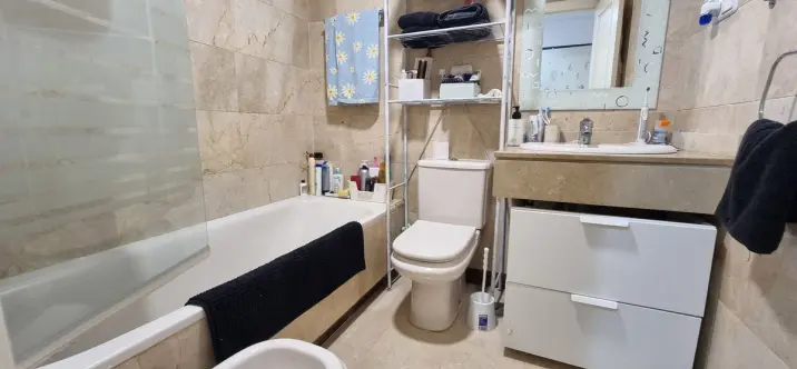 Sale of penthouse in Estepona 4