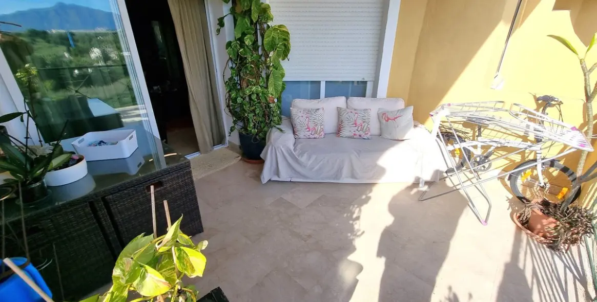 Sale of penthouse in Estepona 7