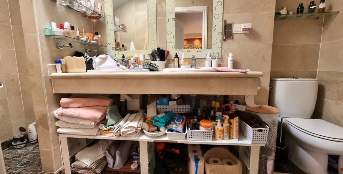 Sale of penthouse in Estepona 16