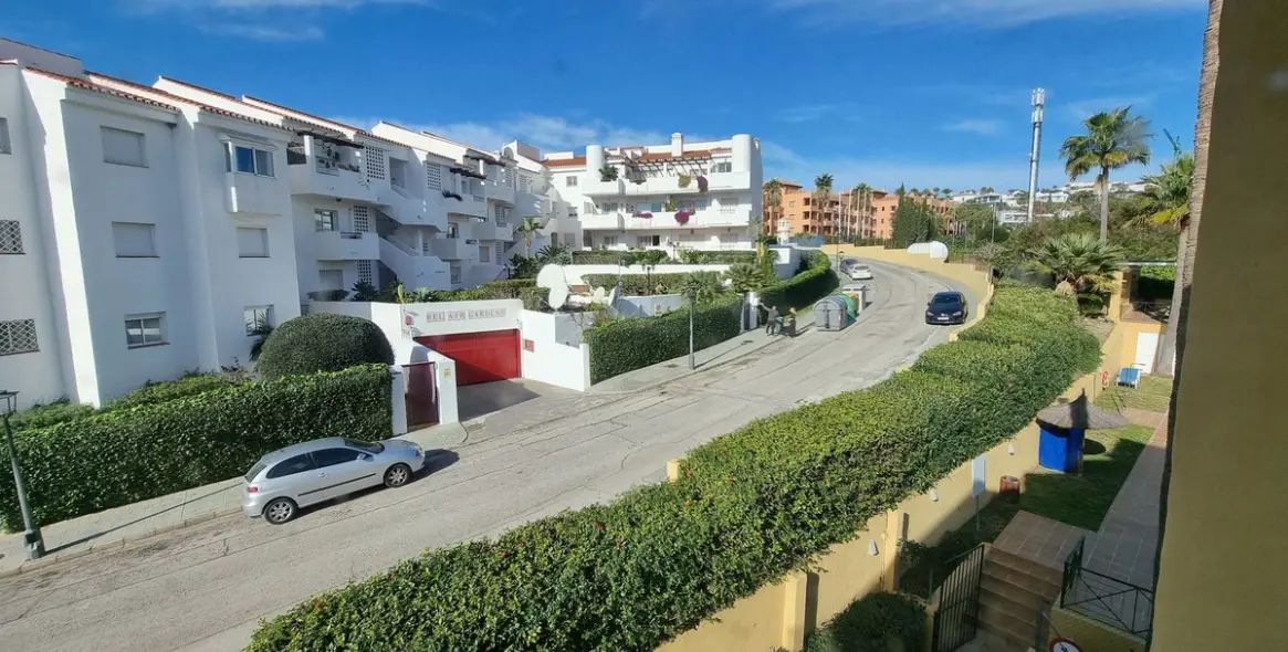 Sale of penthouse in Estepona 22