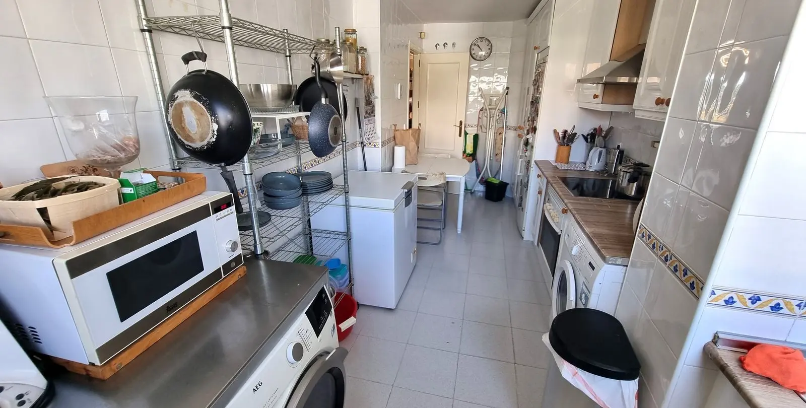 Sale of penthouse in Estepona 3