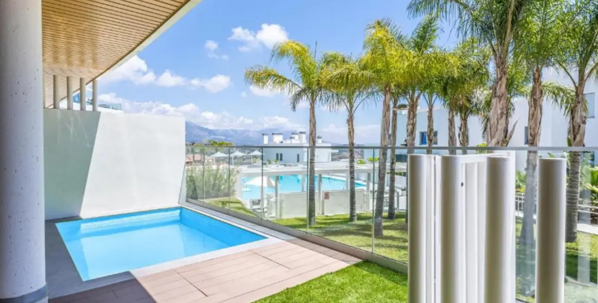 Продажа апартаментов на первом этаже в Calanova Golf 13