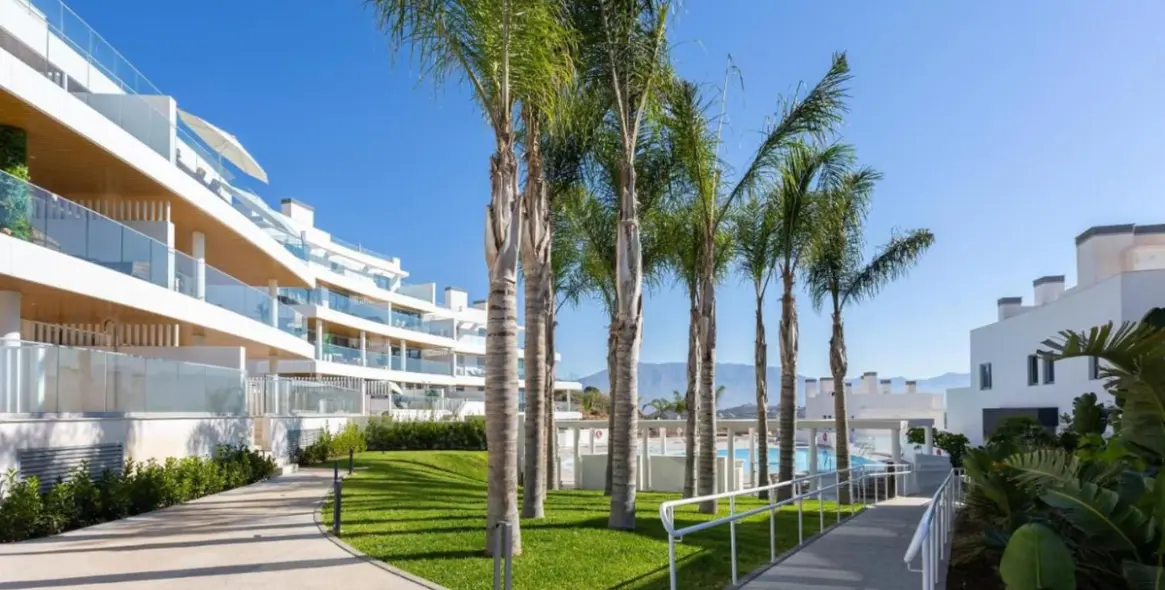 Sale of ground floor apartment in Calanova Golf 34