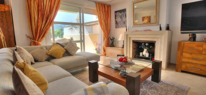 Sale of townhouse in La Cala Golf 2