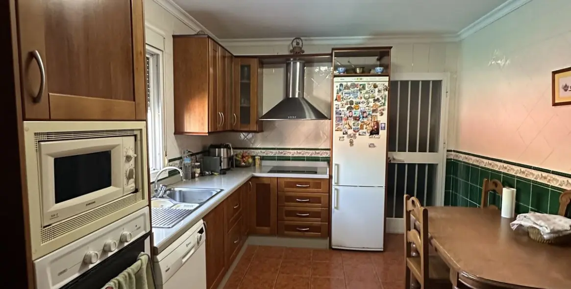 Продажа  отдельно стоящей виллы в San Pedro de Alcántara (район San Pedro de Alcántara) 18