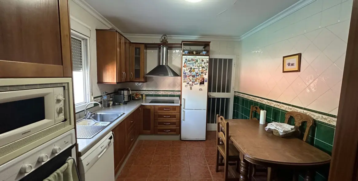 Продажа  отдельно стоящей виллы в San Pedro de Alcántara (район San Pedro de Alcántara) 19