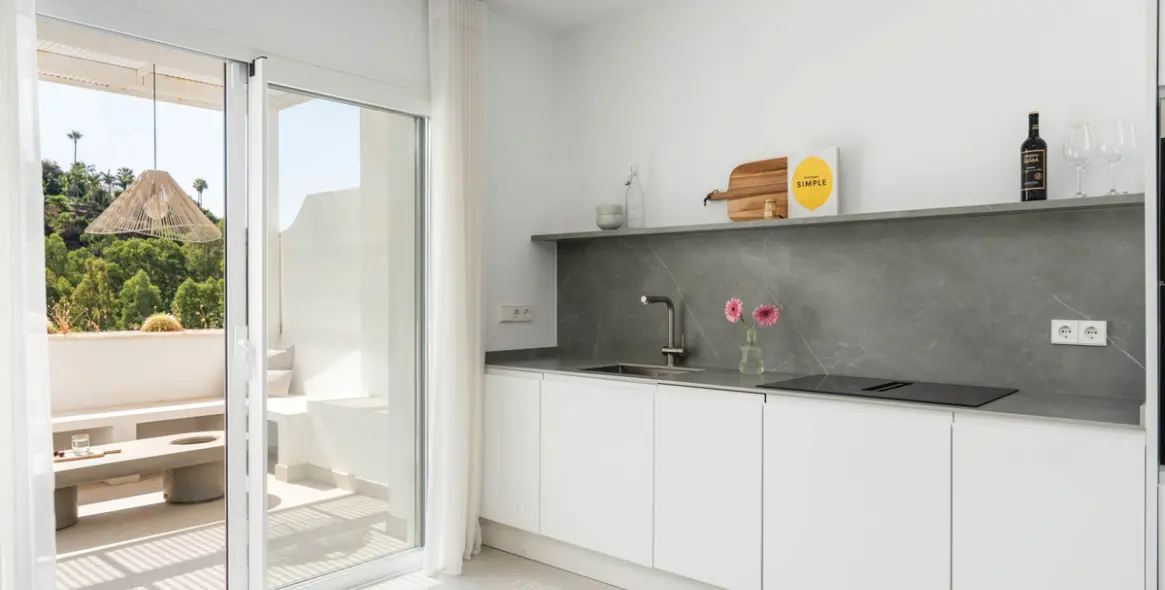 Продажа апартаментов на среднем этаже в Benahavís 6