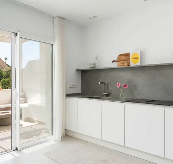 Продажа апартаментов на среднем этаже в Benahavís