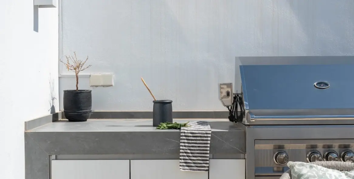 Sale of middle floor apartment in Benahavís 27