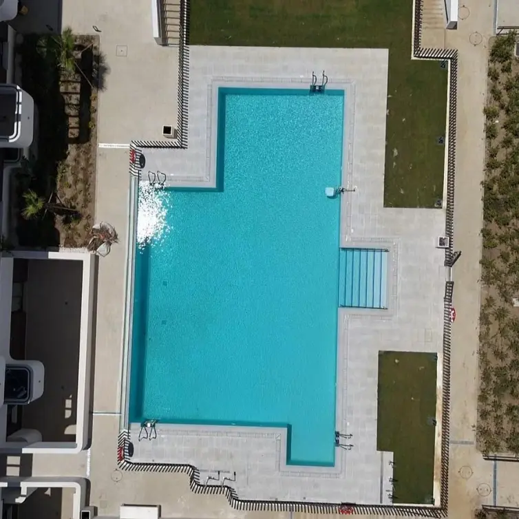 Venta de apartamento en planta media en Estepona