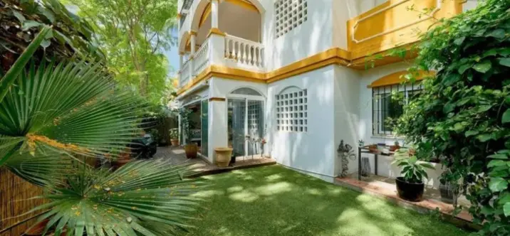 Sale of ground floor apartment in Marbella 0