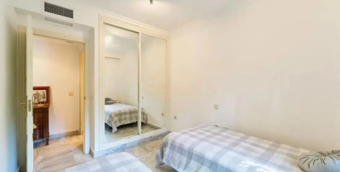 Venta de apartamento en planta baja en Marbella 12