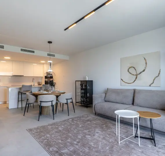 Apartamento en planta media R5078062