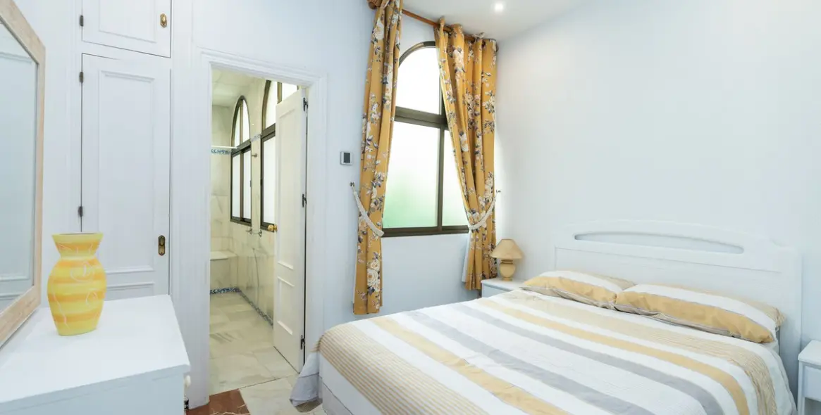 Sale of middle floor apartment in La Cala de Mijas 8