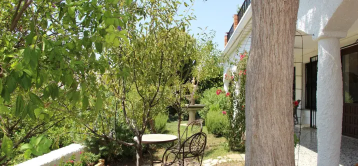 Sale of detached villa in Coín 2