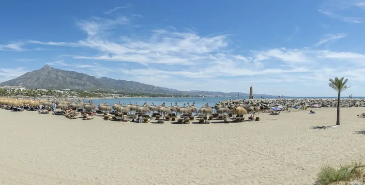 Sale of penthouse in Puerto Banús 32