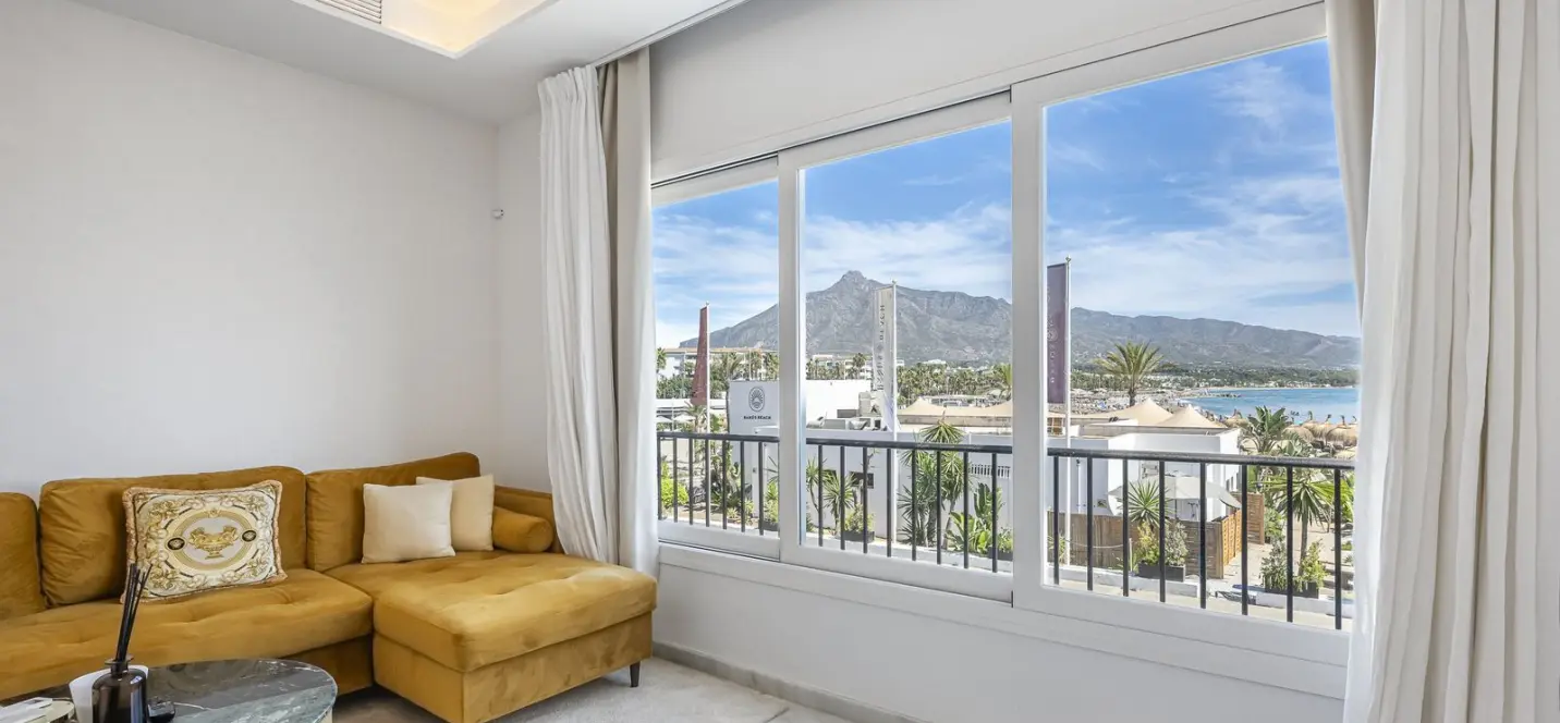 Sale of penthouse in Puerto Banús 0