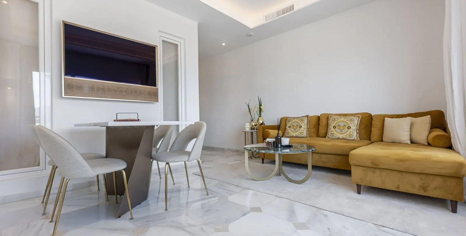 Sale of penthouse in Puerto Banús 6