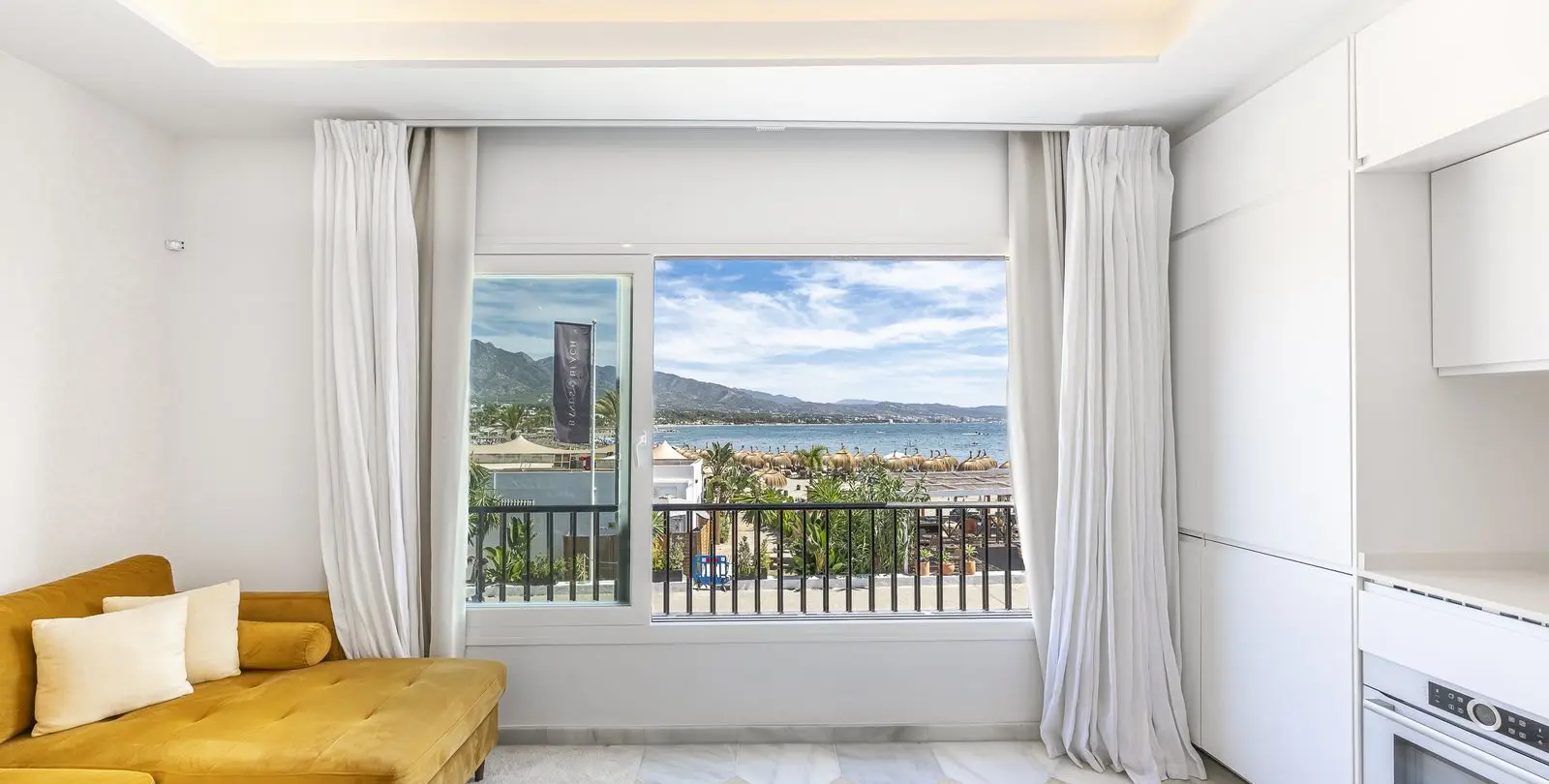 Sale of penthouse in Puerto Banús 8