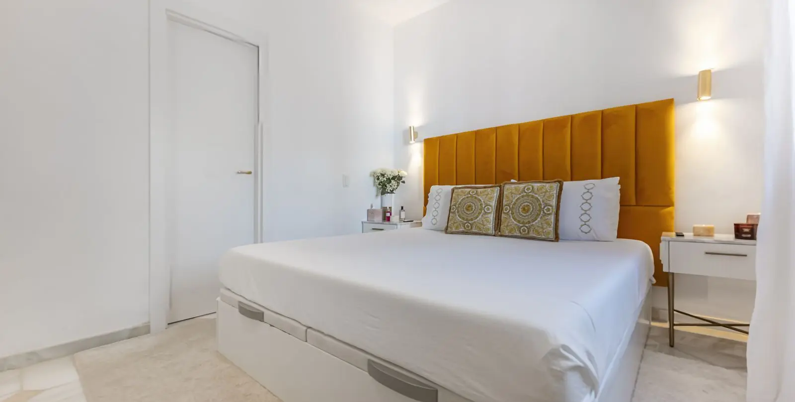 Sale of penthouse in Puerto Banús 11