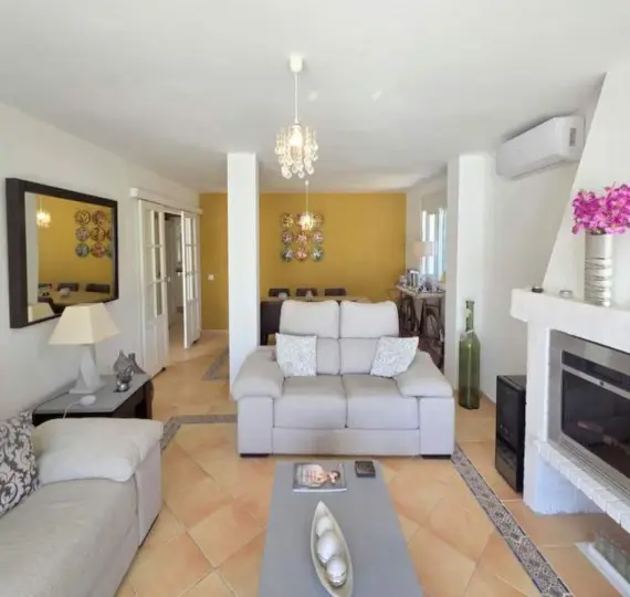 Продажа  отдельно стоящей виллы в Manilva